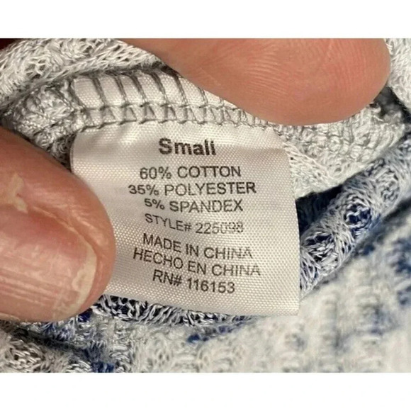 Poof New York Womens Crop Hoodie Sweater Jr size Small - Picture 4 of 5